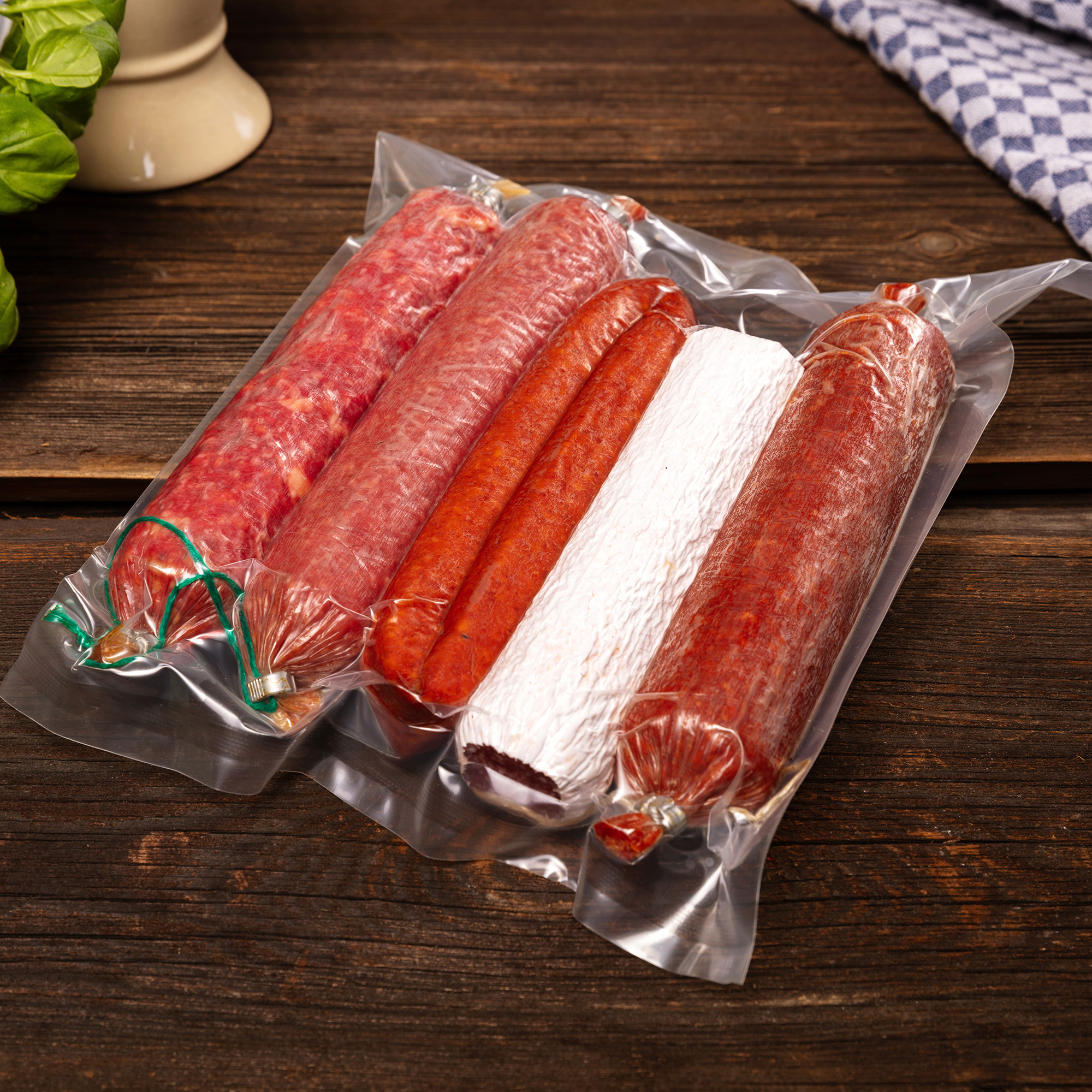 Feinschmecker Salami Paket - 4 Stangen Salami und 2 Landjäger - 750 g